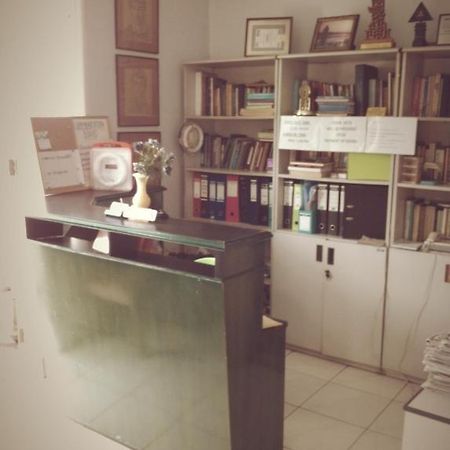 Bangka Bed And Breakfast Jakarta Exterior foto